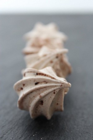 Meringue au cacao